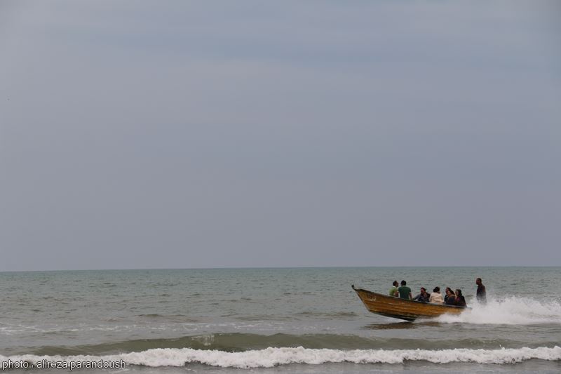گزارش تصویری حضور مسافران در سواحل شمال (لنگرود-چمخاله) (9)