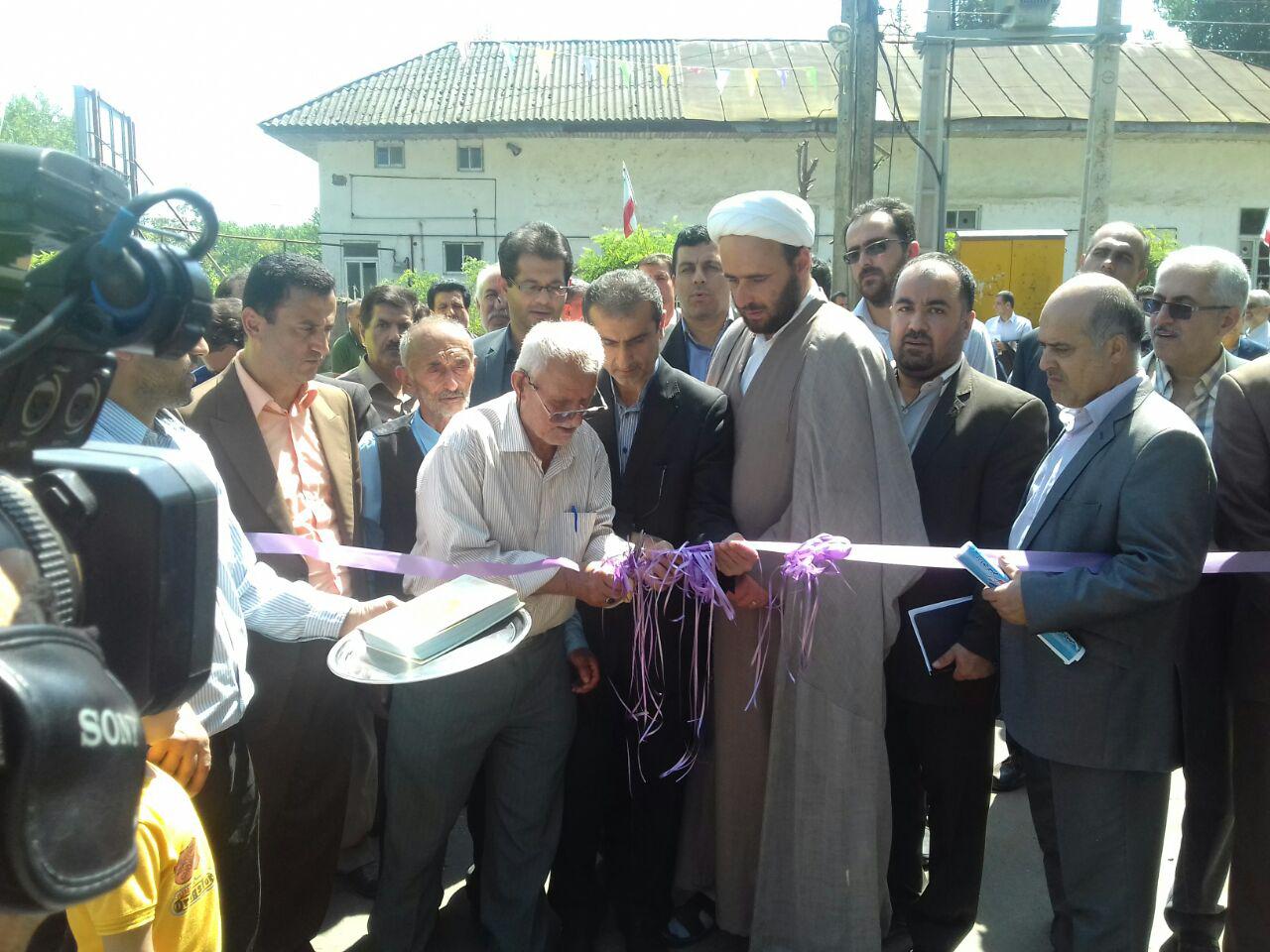 ۵ پروژه آسفالت راه روستایی لاهیجان در هفته دولت به بهره برداری رسید