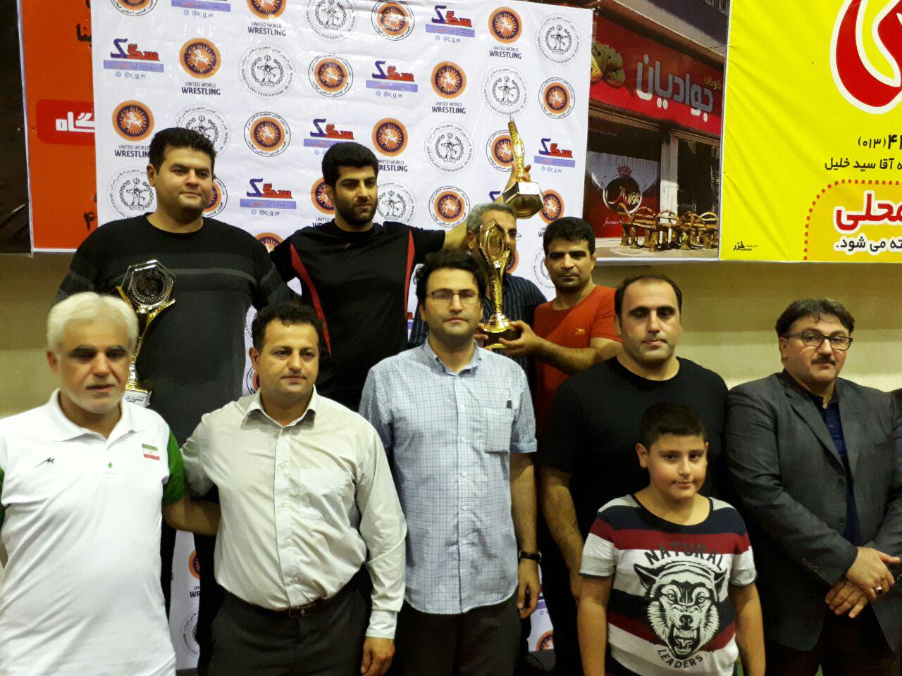 مسابقات کشتی فرنگی جوانان قهرمانی استان در لنگرود پایان یافت