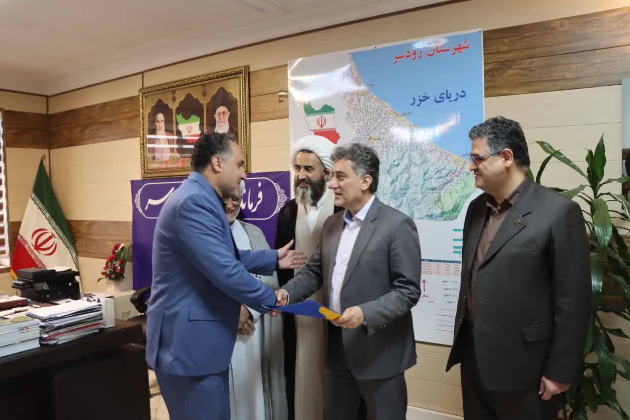 داود خشایار سرپرست جدید بنیاد مسکن انقلاب اسلامی شهرستان رودسر شد