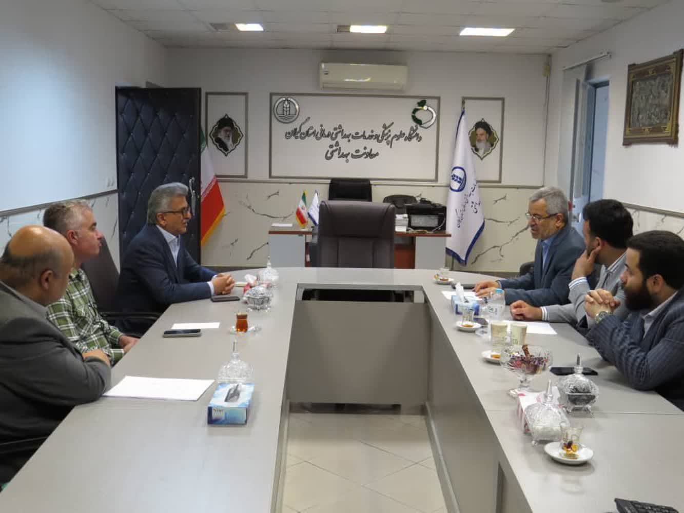 در نشست با نماینده مردم شهرستانهای رشت و خمام در مجلس شورای اسلامی صورت گرفت؛  درخواست دانشگاه علوم پزشکی گیلان از نمایندگان مجلس برای تسریع در ساخت پروژه‌های درمانی بزرگ استان