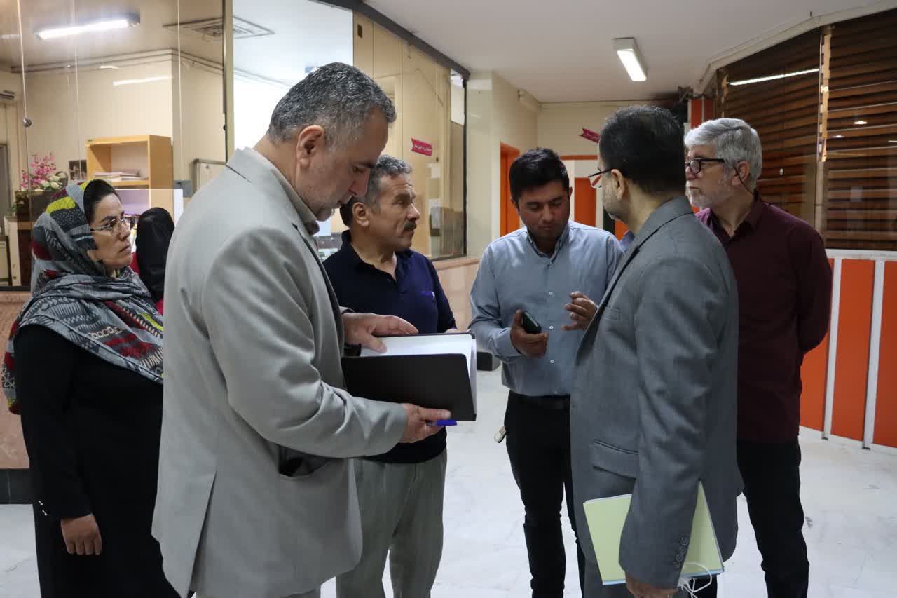 بازرس کل استان گیلان : برخی از مدیران اگر در رفع موانع و مشکلات حیطه کاری خود ضعیف ونا توان هستند جای خود را به یک مدیر توانمند بدهند